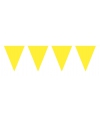 Groot formaat gele vlaggenlijnen